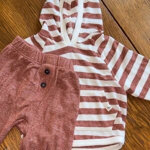 Easy Peasy 9-12M Matching Set
